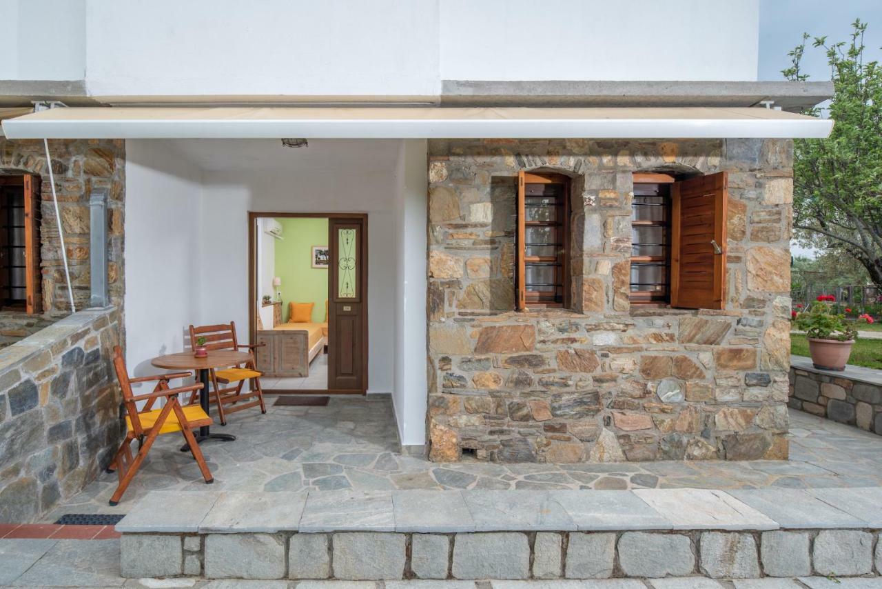Garden House Psarogiannis Apartman Vurvurú Kültér fotó
